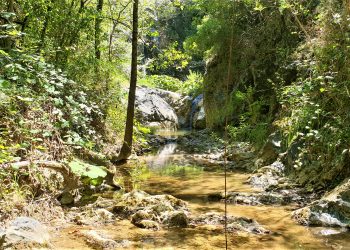 la natura incontaminata al pozzo della campana